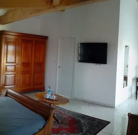 Carcajou Bed & Breakfast Grézac